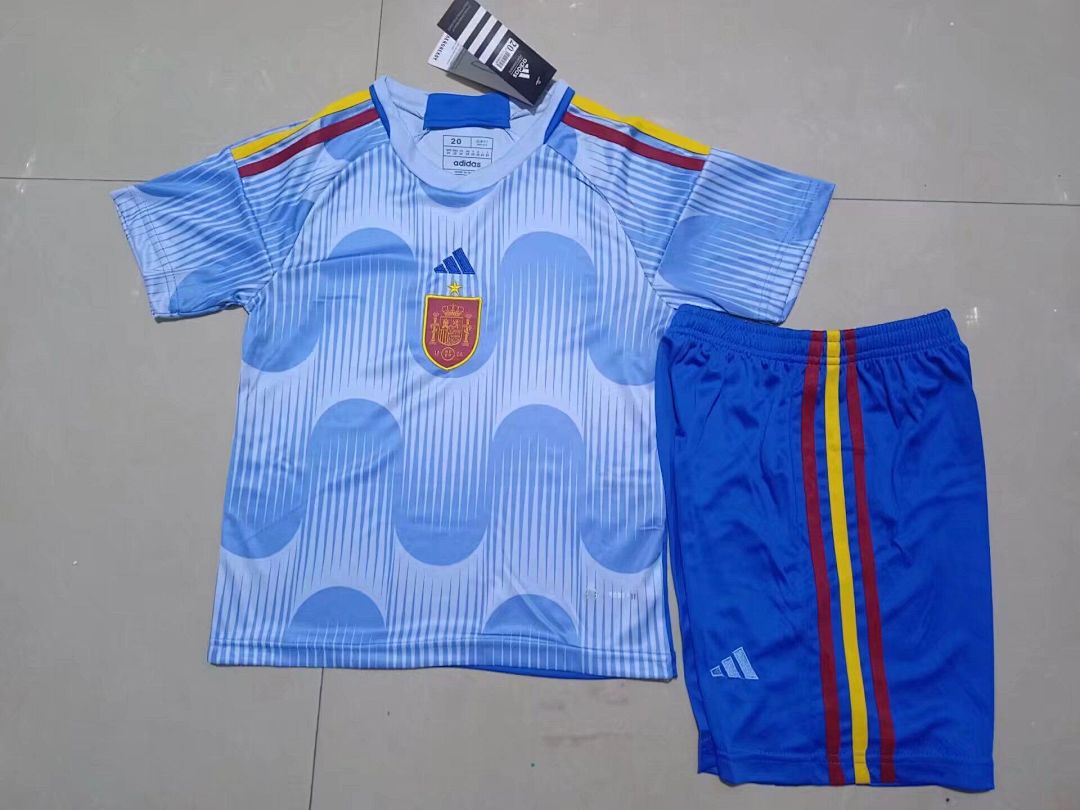 2022 España Visitante · Kit infantil