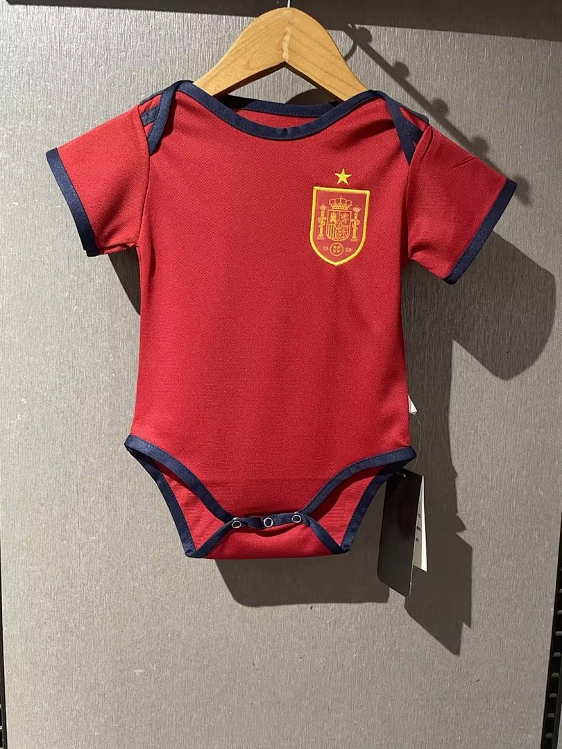 2022 España Local · Kit bebé