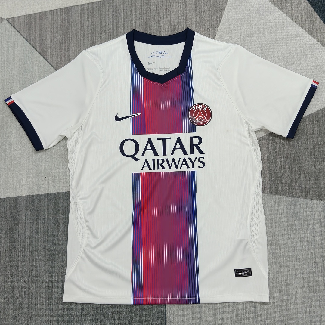 26/27 Paris Saint-Germain