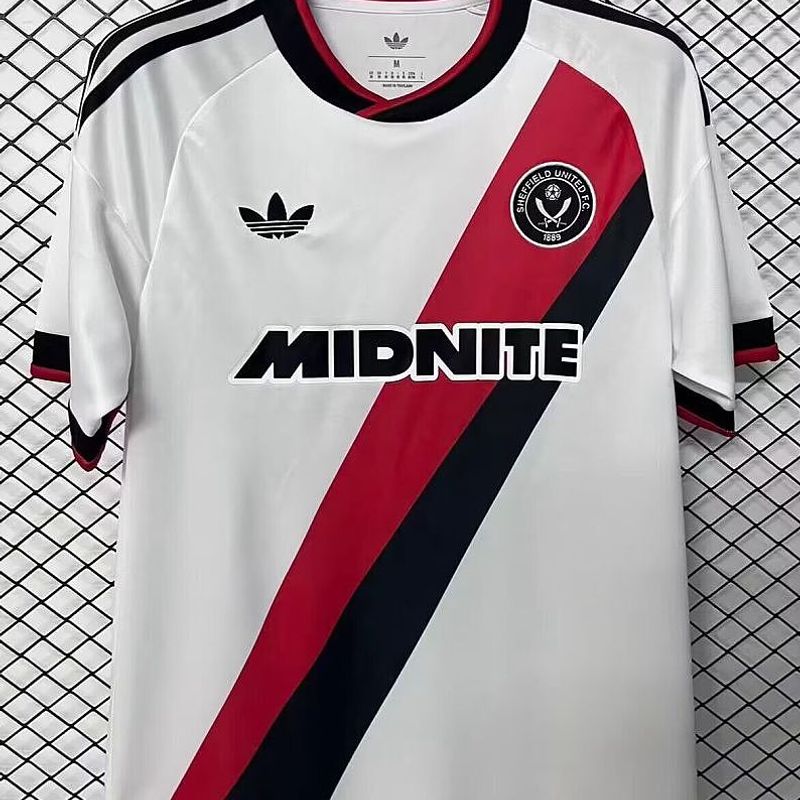 26/27 Sheffield United Visitante